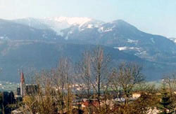 Uitzicht van het balkon op het zuidoosten naar het Zillertal